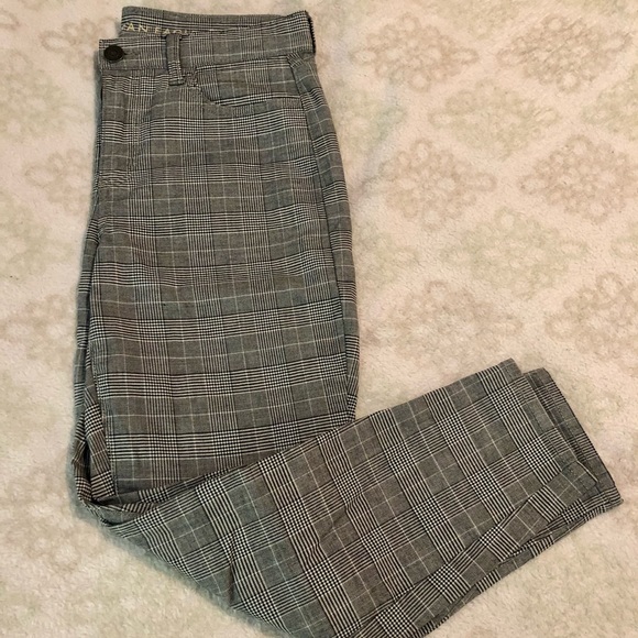 (2/$20) AEO Plaid Jeans - Picture 1 of 4